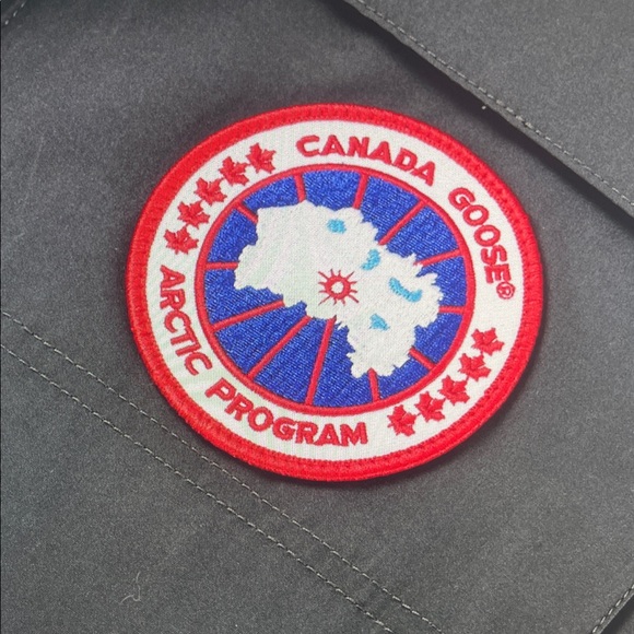 Canada Goose Charcoal Puffer Jacket - Picture 4 of 8
